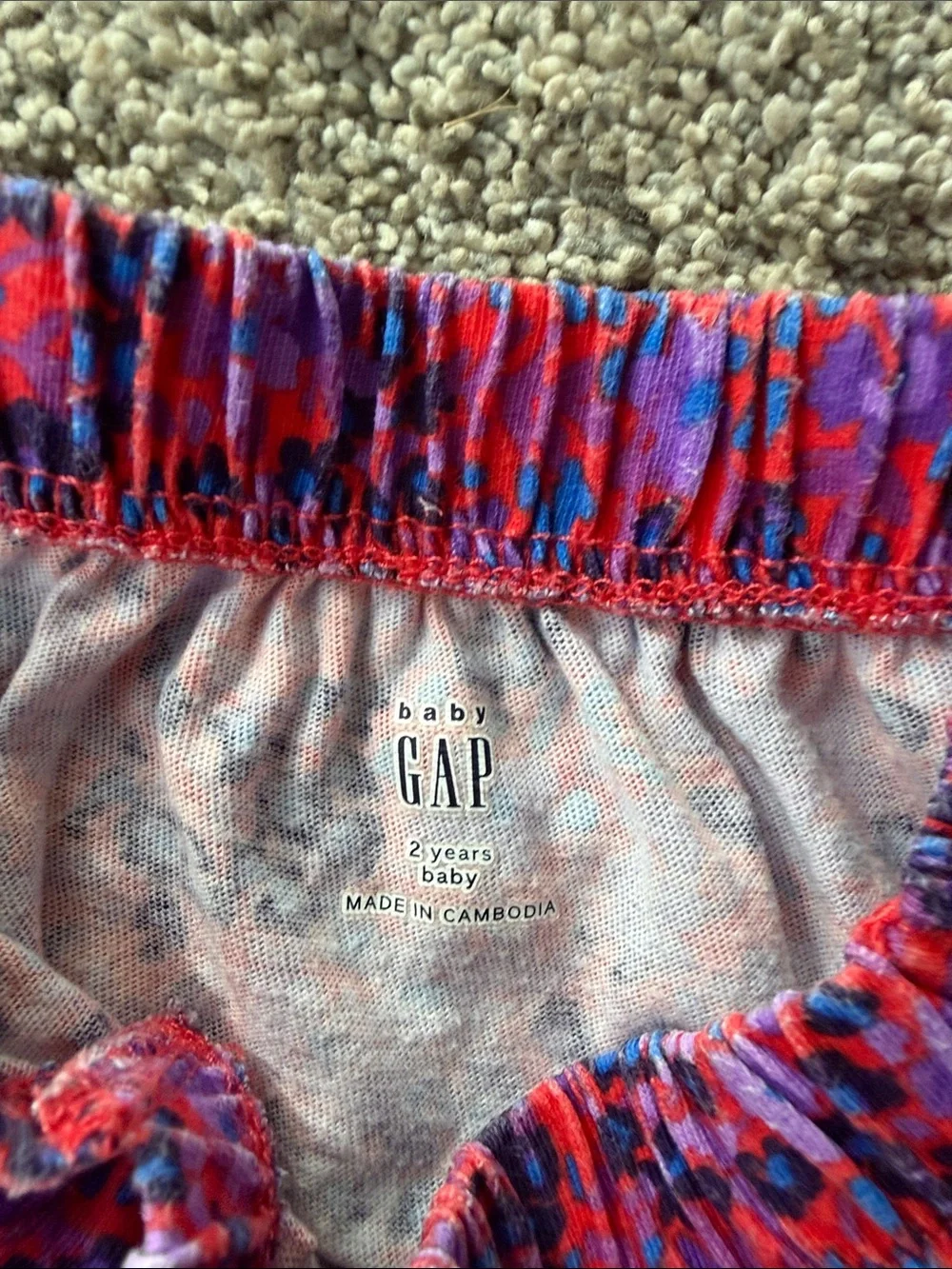 Gap 2T Girls' Magenta Floral Smocked Neck Dress